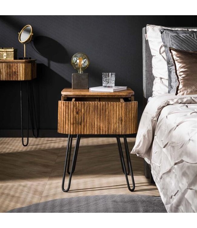 Rispens Nachtkastje 1L wave / Massief mango zandkleur