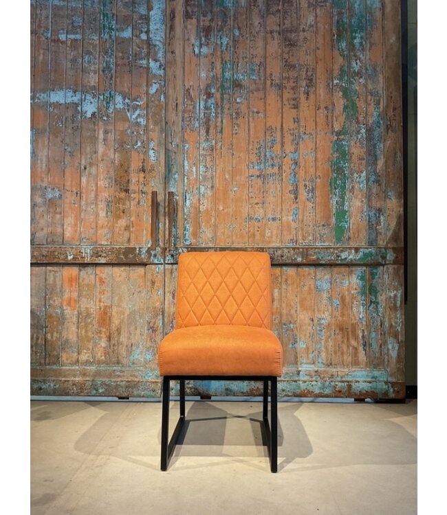 Eetkamerstoel Nina zoals afgebeeld: Geen arm in bekleding: B-Jeep 94