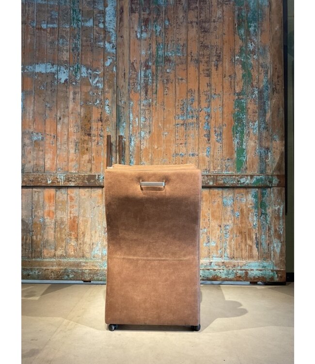 Eetkamerstoel Solo XXL zoals afgebeeld: in bekleding: G-Bull 82