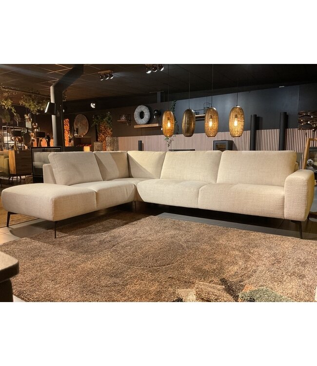 Rispens Bank DF-Tower zoals afgebeeld: Ottomane + 2,5 Zits. In bekleding: Essa 01 Naturel