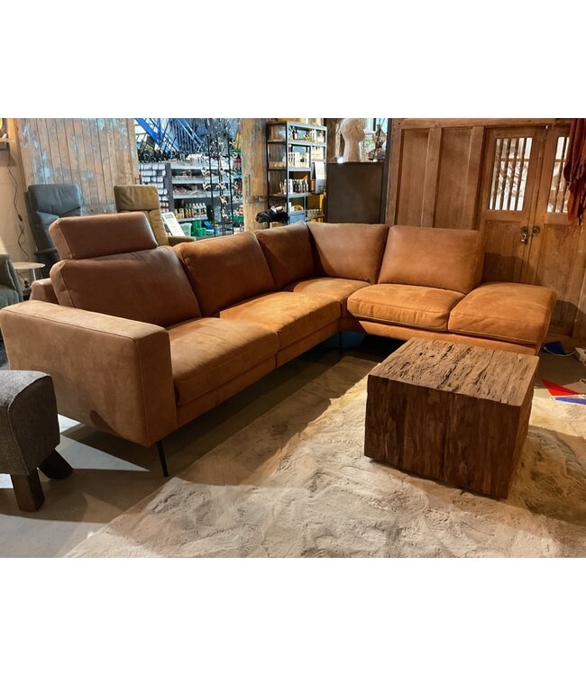Rispens Bank DF-Living zoals afgebeeld: Met relaxelement. In bekleding: Paola 09 Camel