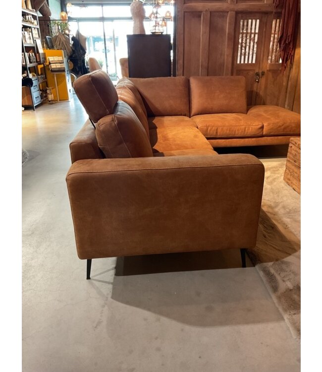 Rispens Bank DF-Living zoals afgebeeld: Met relaxelement. In bekleding: Paola 09 Camel