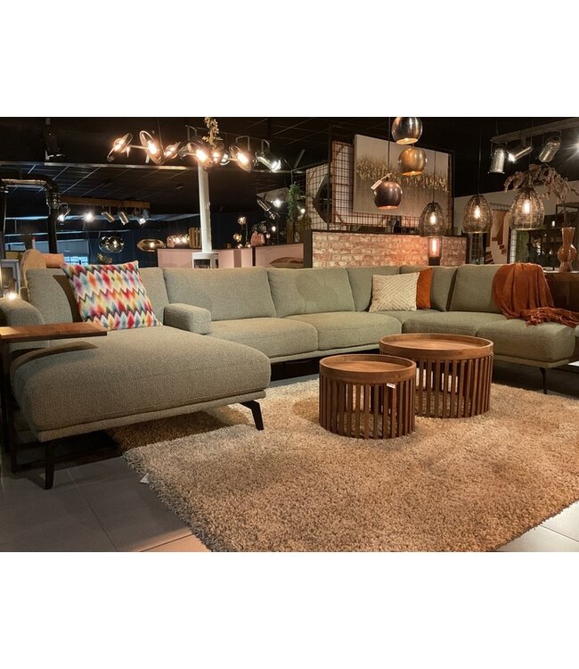 Rispens Bank Lotte zoals afgebeeld: Longchair + 2 zits + Ottomane. In bekleding: Opera 206 Thyme