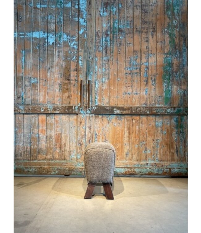 Gym Hocker zoals afgebeeld: in bekleding: G-Bull 10