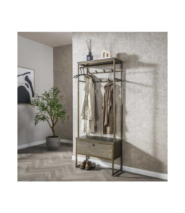 Garderobemeubel roede ferro brons antiek