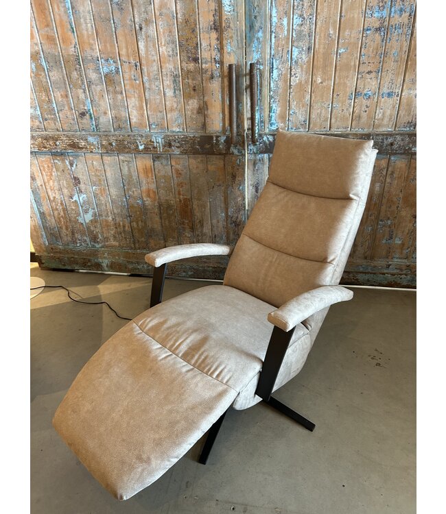 Relaxfauteuil DF-Bella standaard 2M  in meerdere opties en stoffen leverbaar