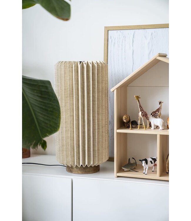 By-Boo Tafellamp Zuki – By-Boo – Papier, linnen & hout – 26x26x62 cm – Natuurlijk design