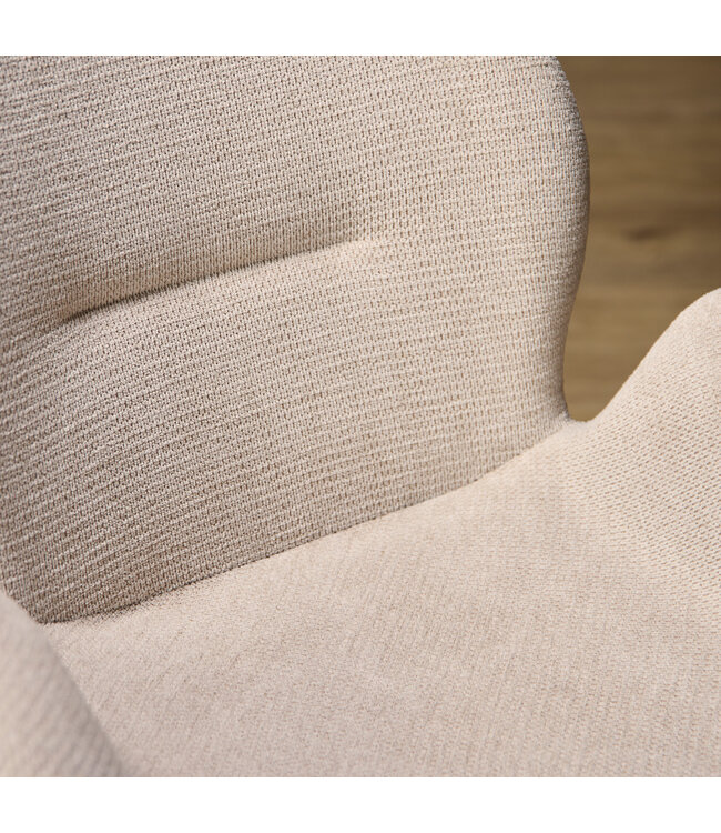 Starfurn Eetkamerstoel Jesse – Beige stof – 180° draaibaar – Met armleuningen – Houten poten