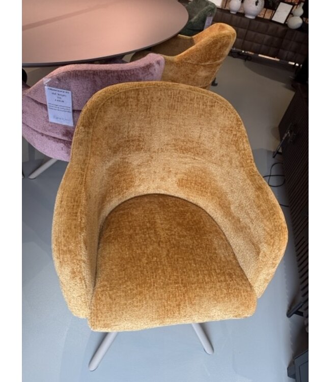 Rispens Eethoek – Ovale Tafel 240x120 cm met 6 Stoelen – Bergen Groen, Roze & Geel – Magnum Poot