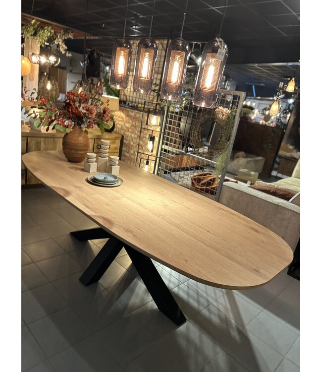 Rispens Eettafel Nola – 250x110 cm – Eiken fineer – Elegant & krachtig design