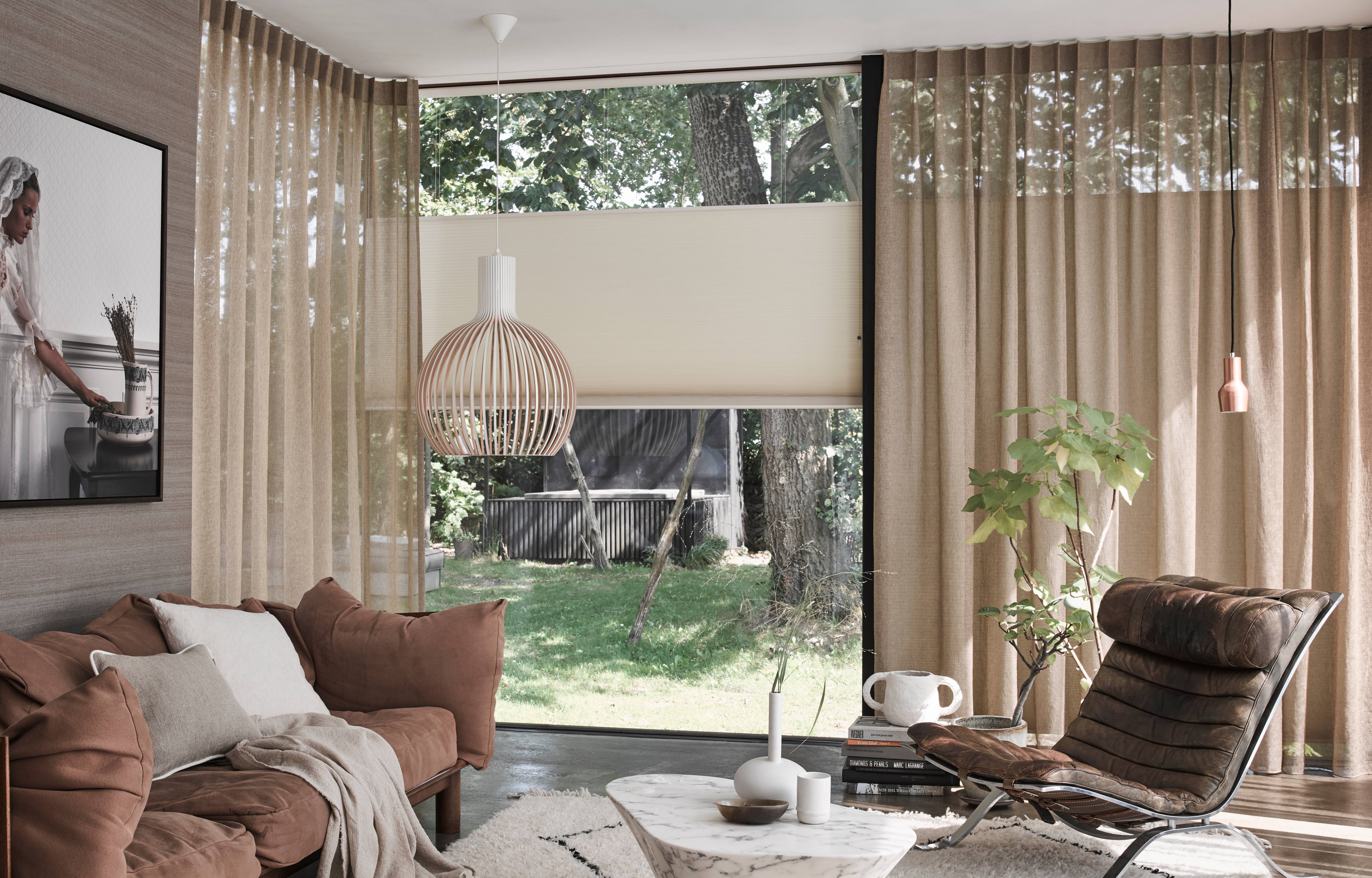 Al uw gordijnen en raamdecoratie op maat gemaakt