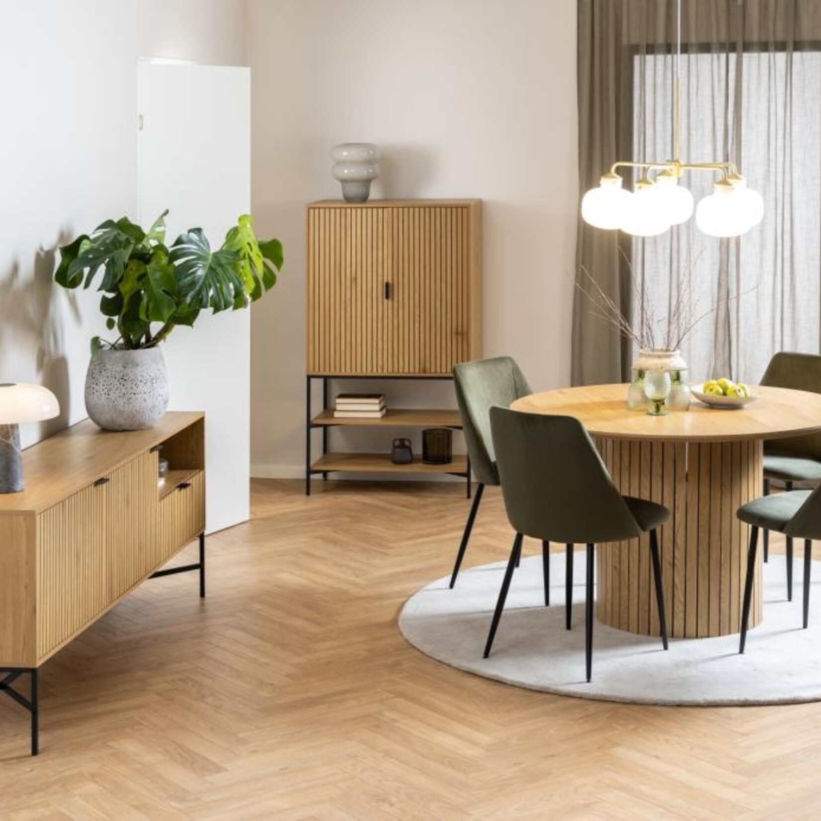 Yale eettafel wild eiken(Ø120x75 cm)