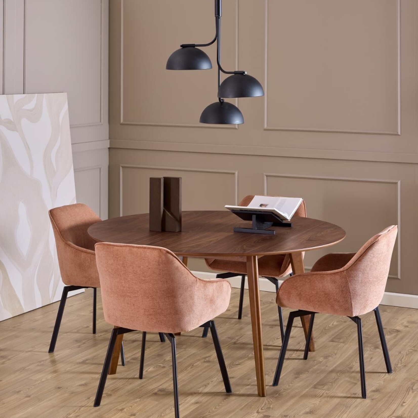 Roxby eettafel (Ø140x76 cm)