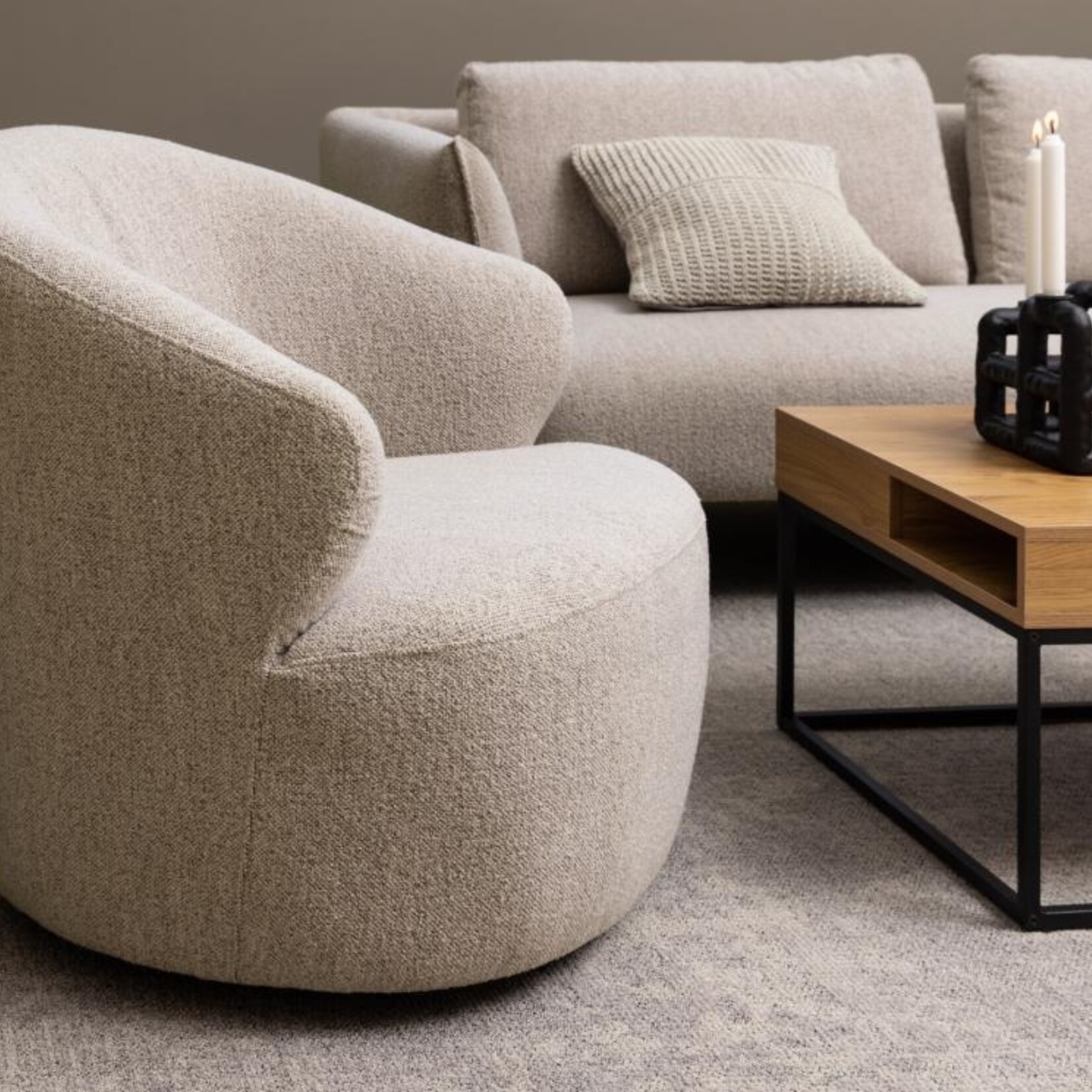 Westport lounge chair w/armrest