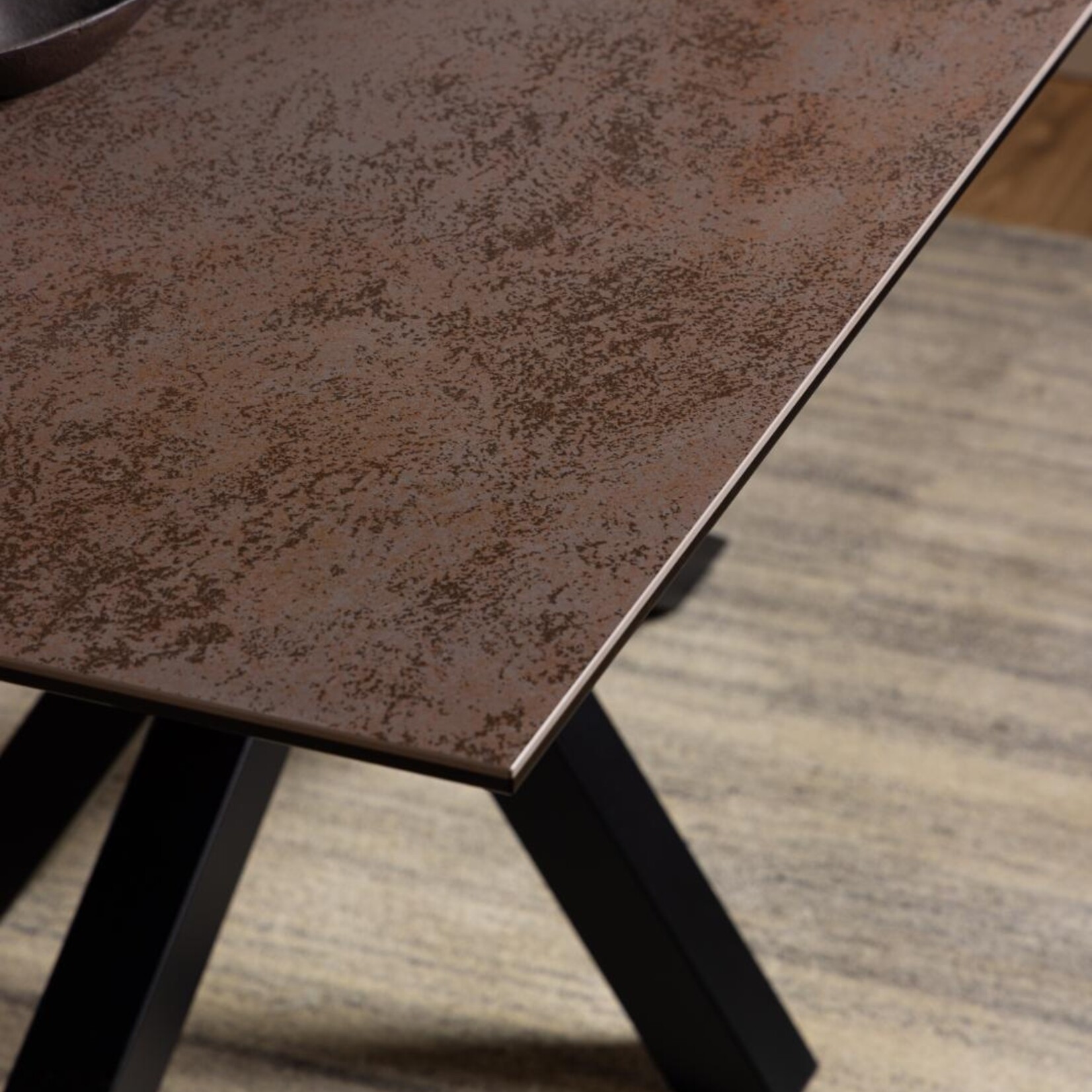 Heaven eettafel roestbruin (160x90x75.5 cm)