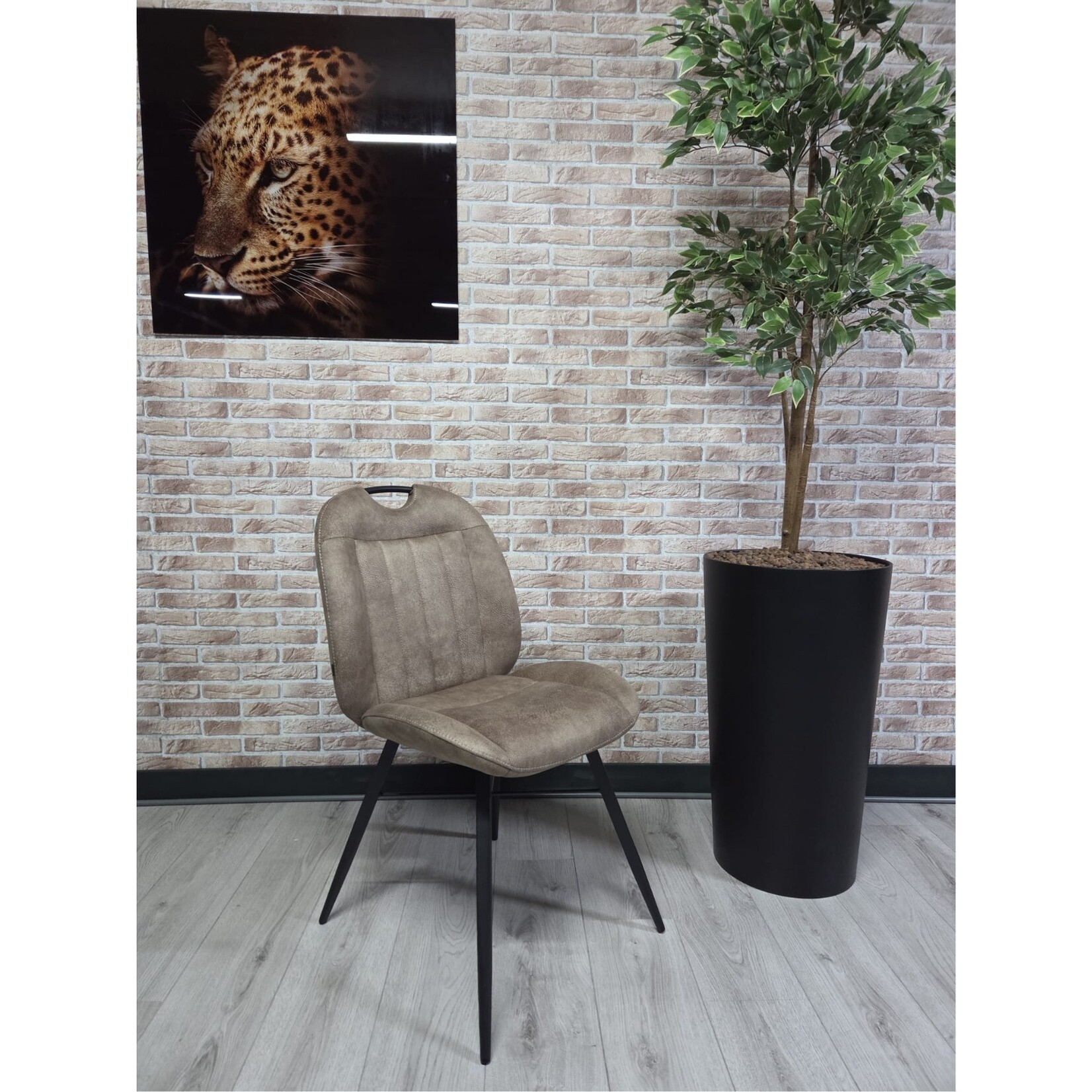 Nowie Nowie eetkamerstoel