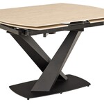 Morella dining table
