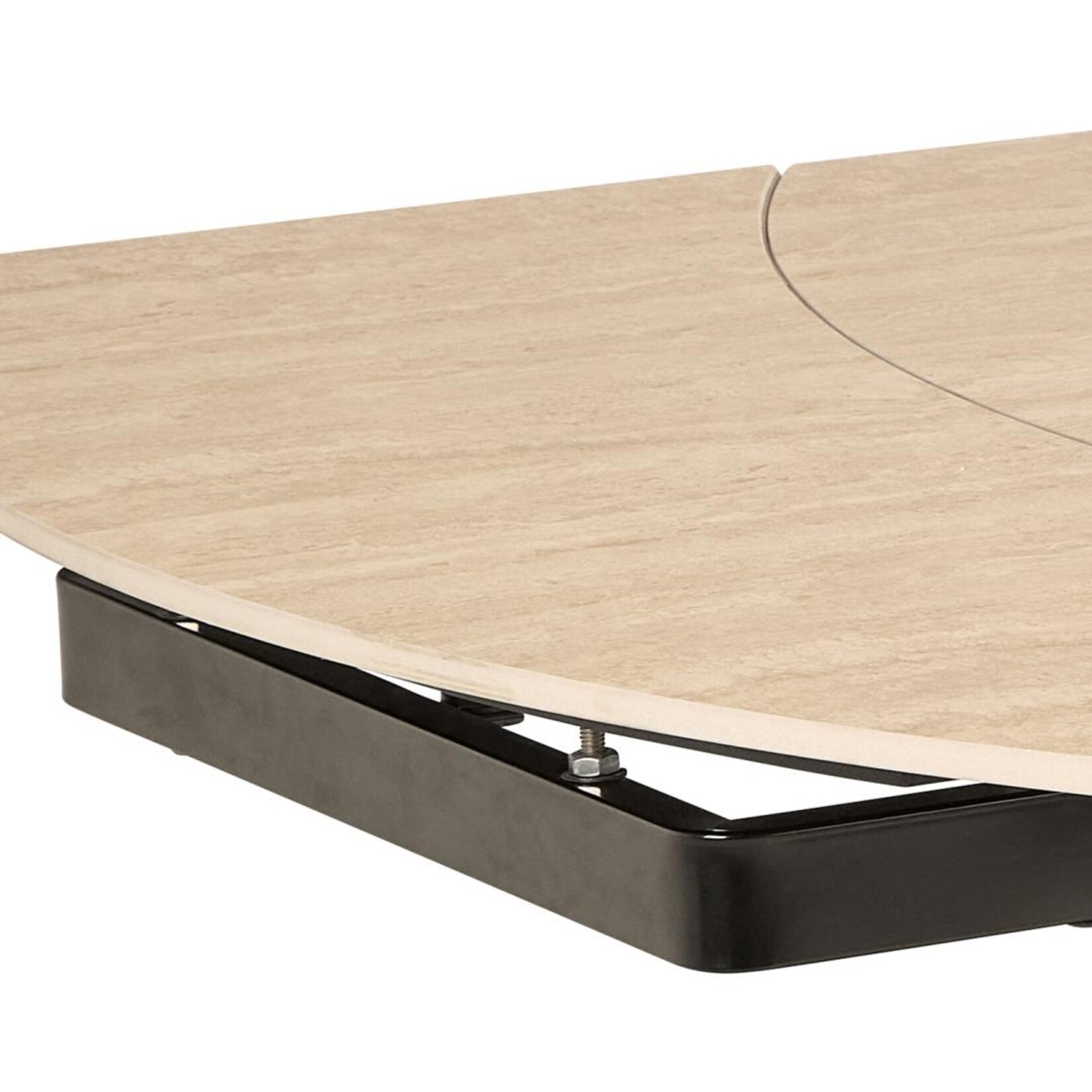 Morella dining table