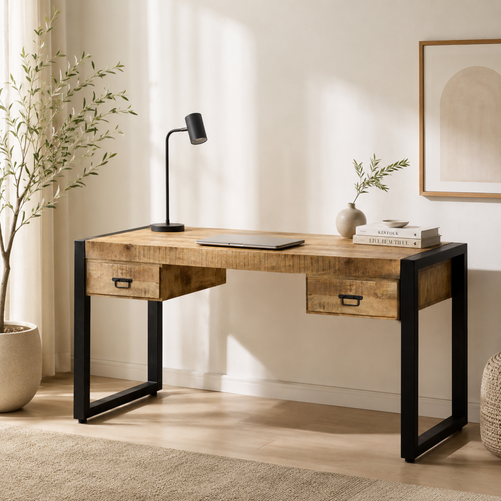 Benoa Bureau Britt 150