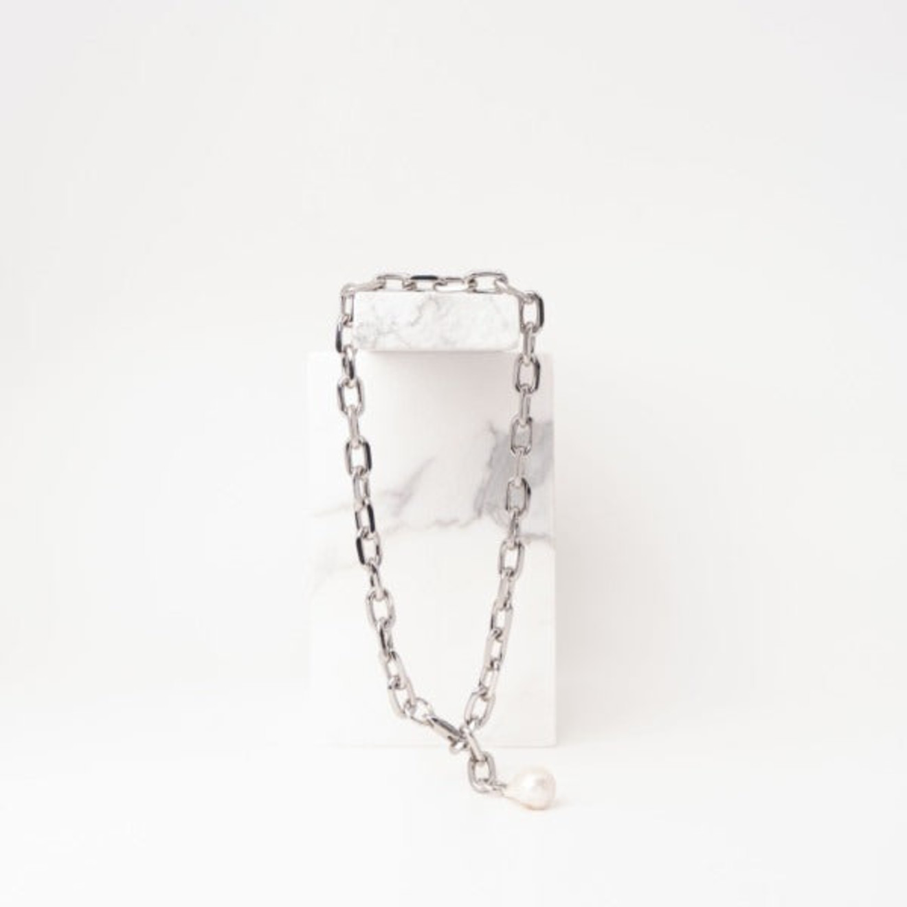 Link medium parel zilveren ketting