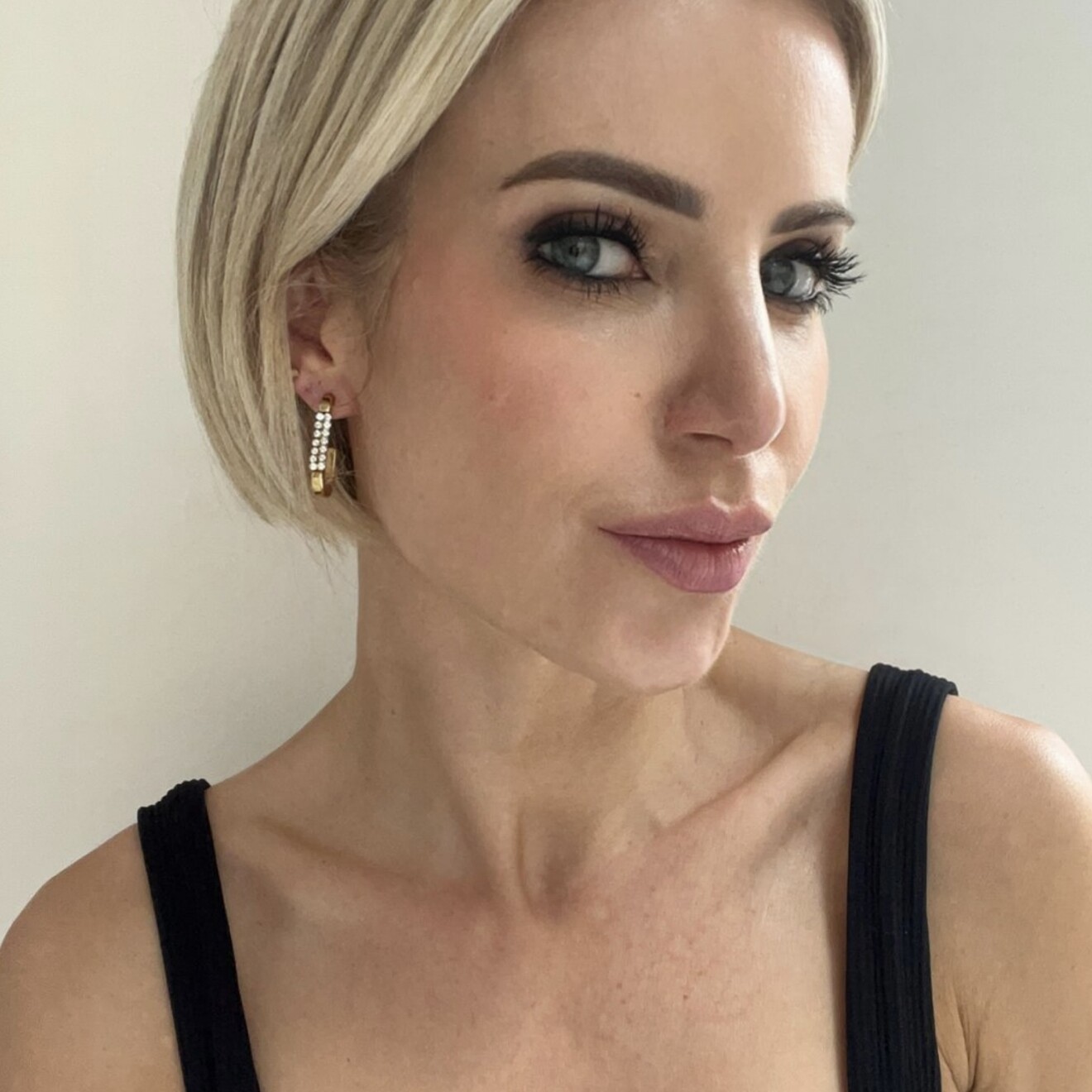 Charlize ovale oorbellen met steentjes