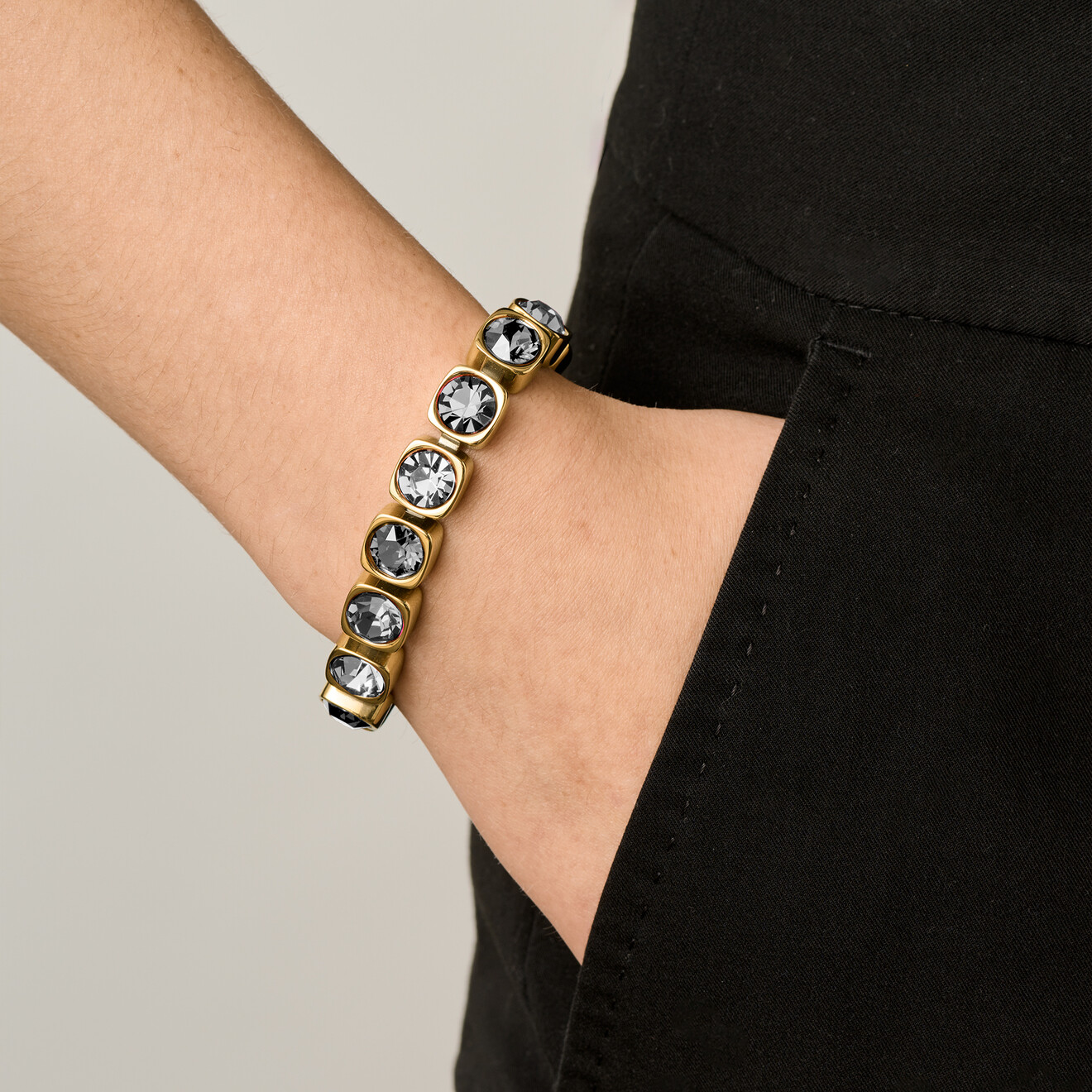Conian armband grijs goud