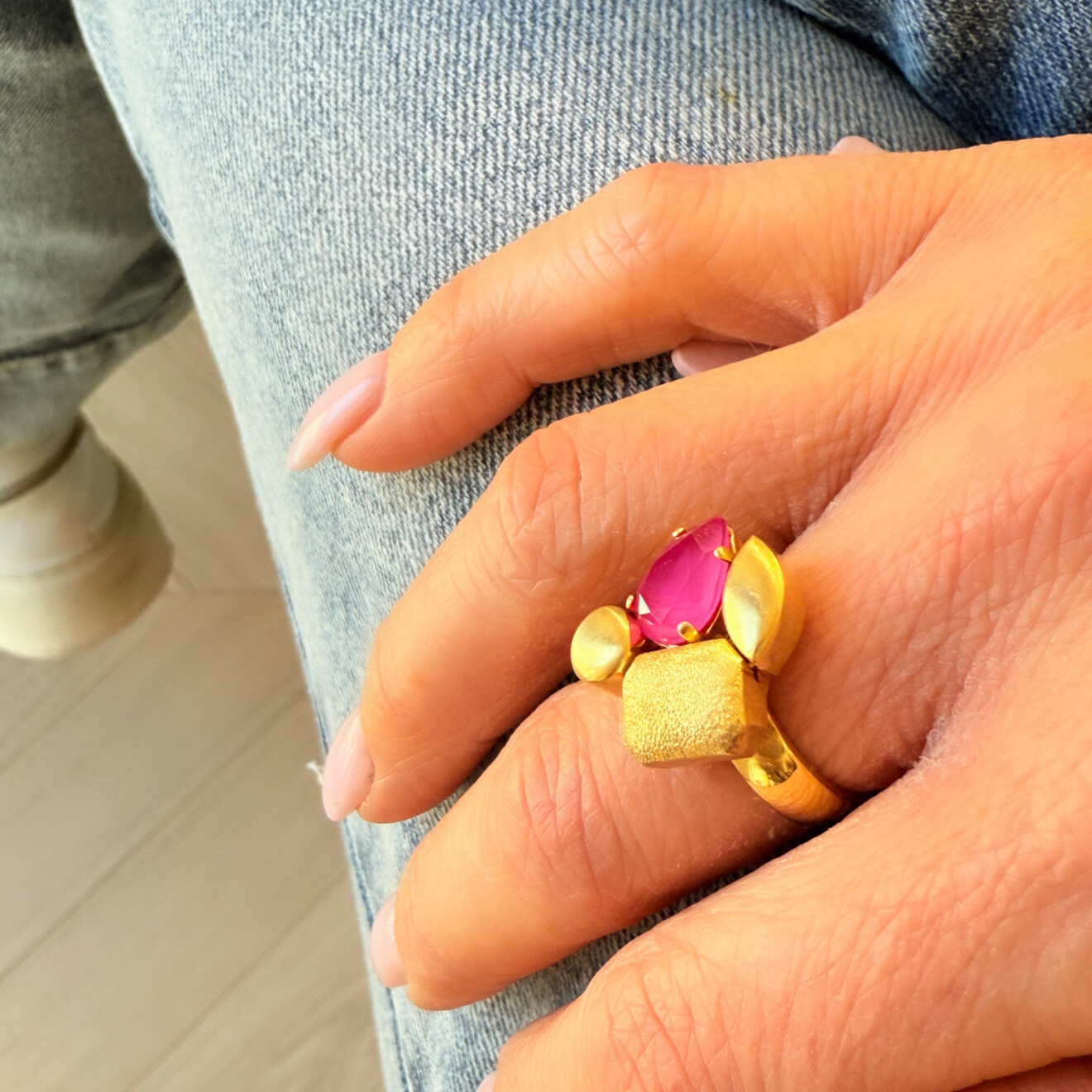 Elena aanpasbare ring goud fuchsia