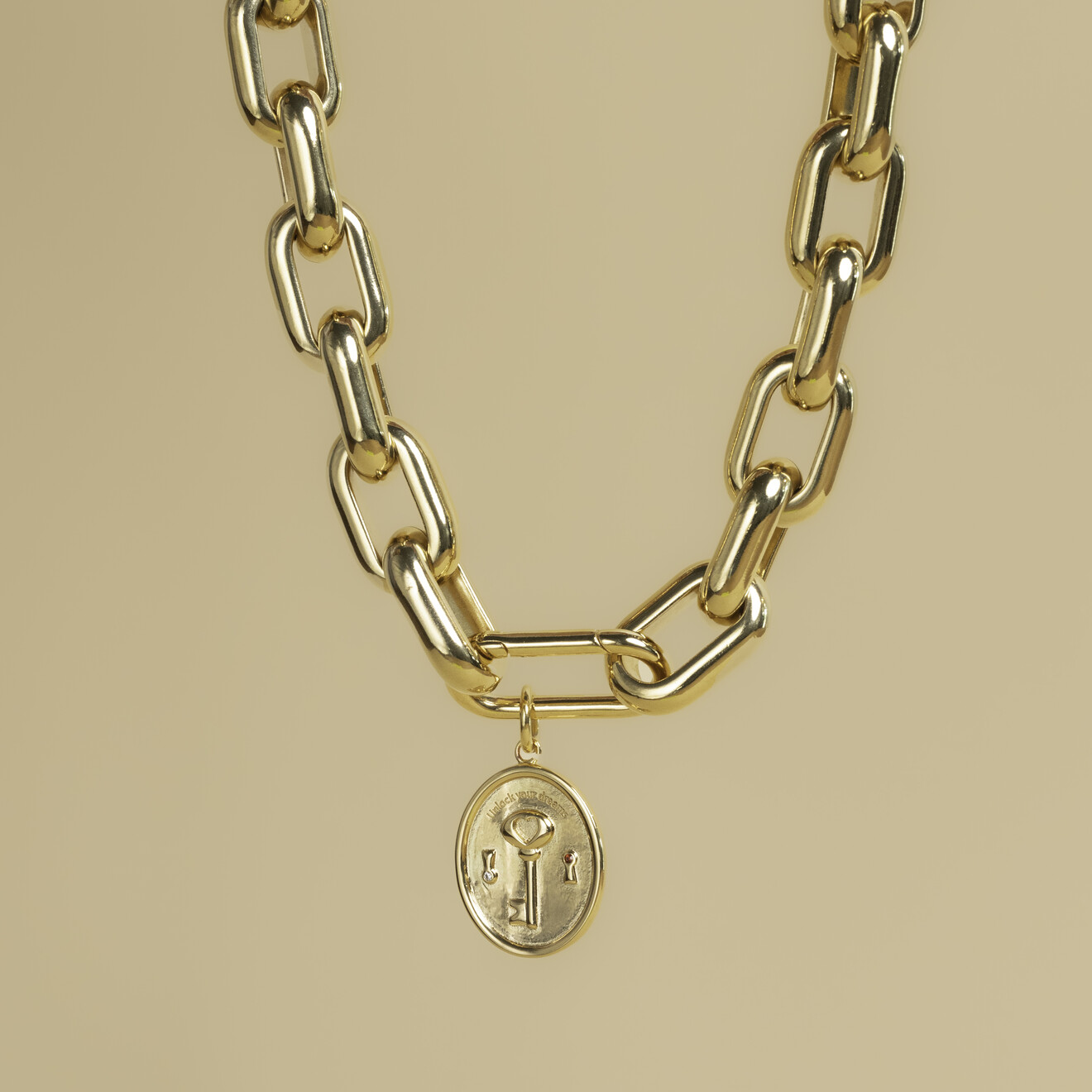 Lima large charm ketting goud