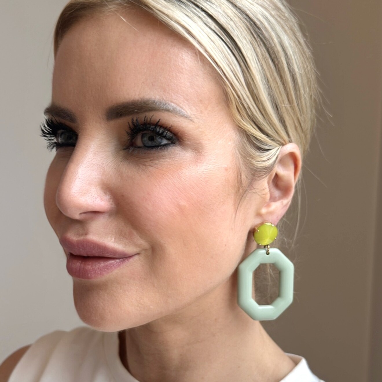 Audrey oorbellen olijf