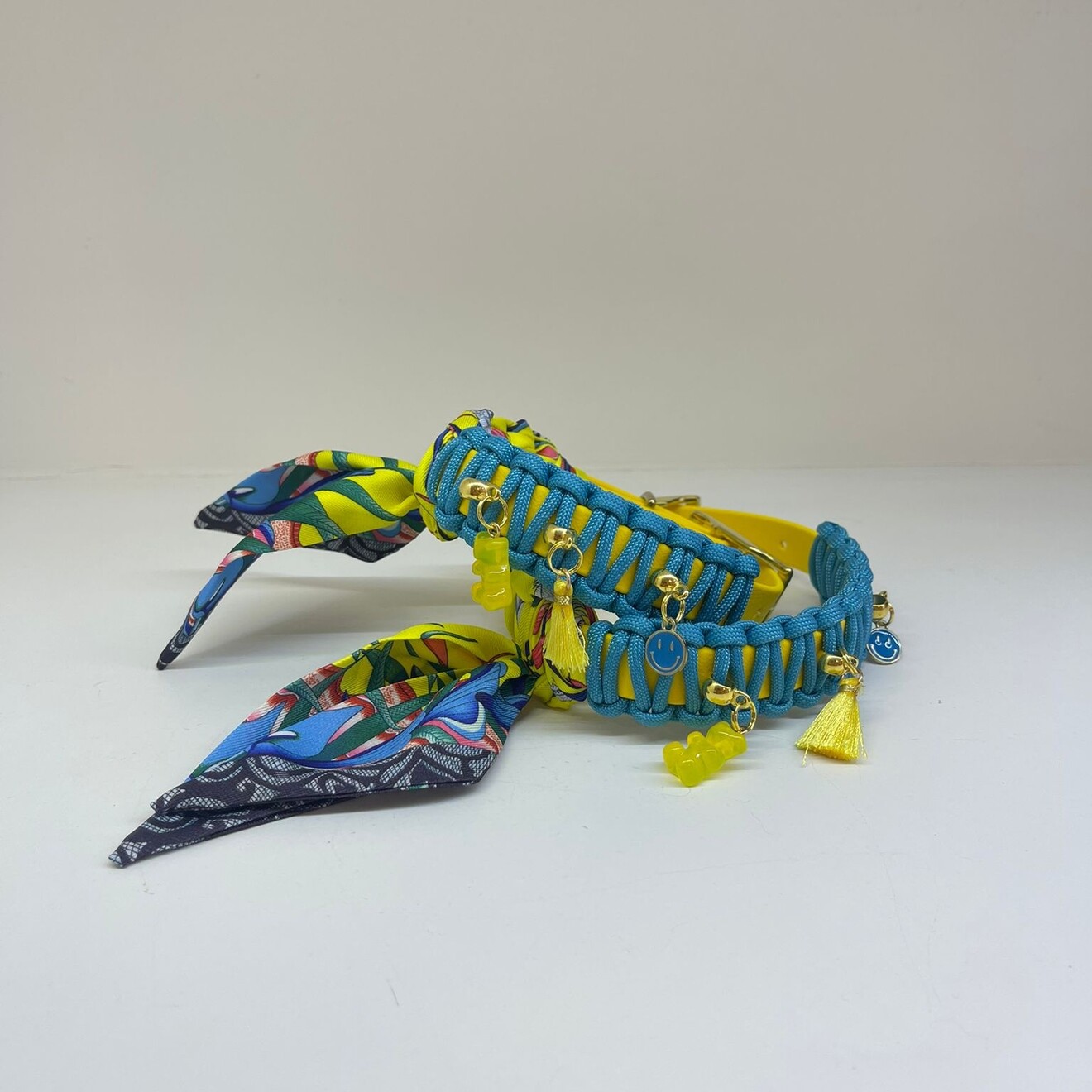 Marley halsband met charms