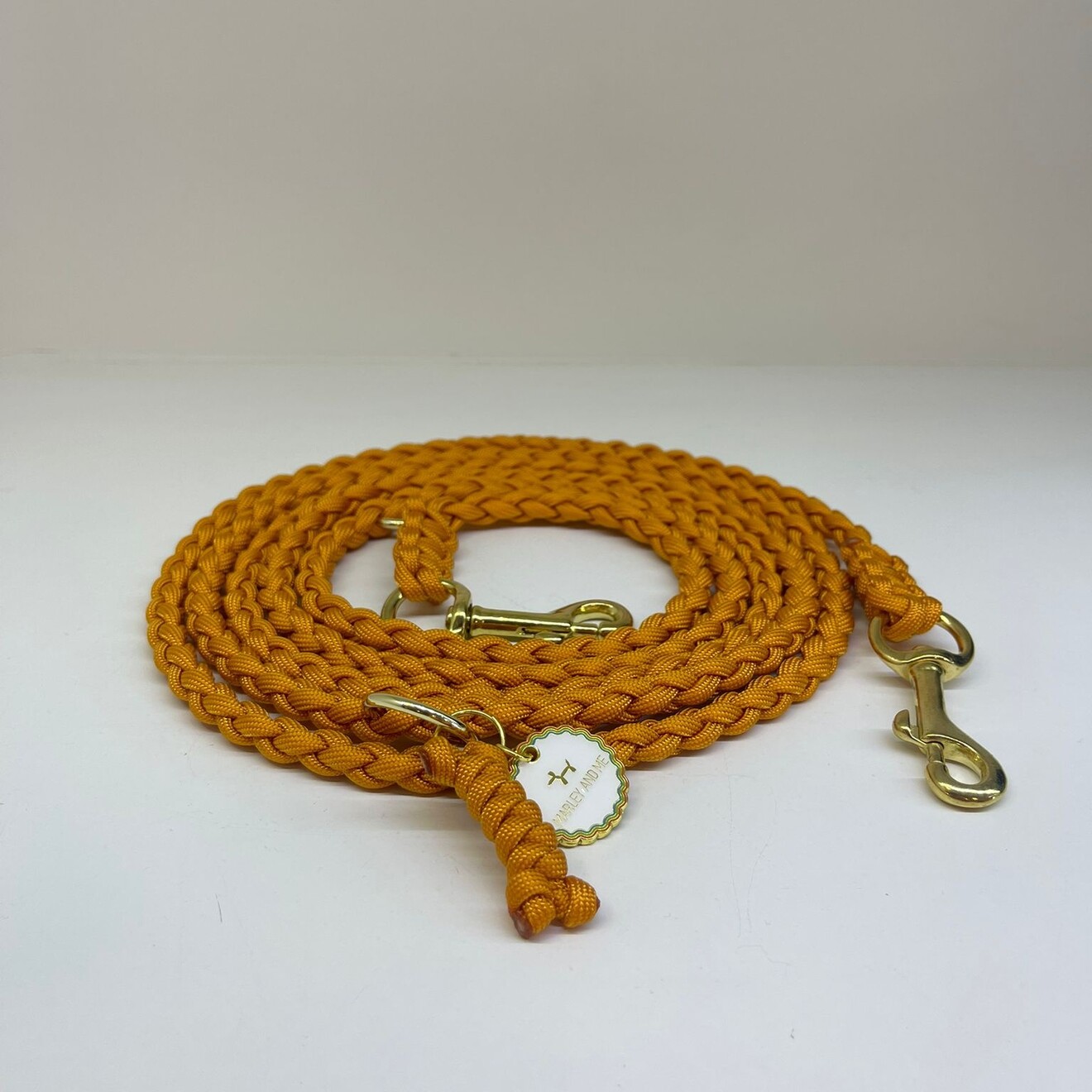 Gevlochten hands free leiband royal orange