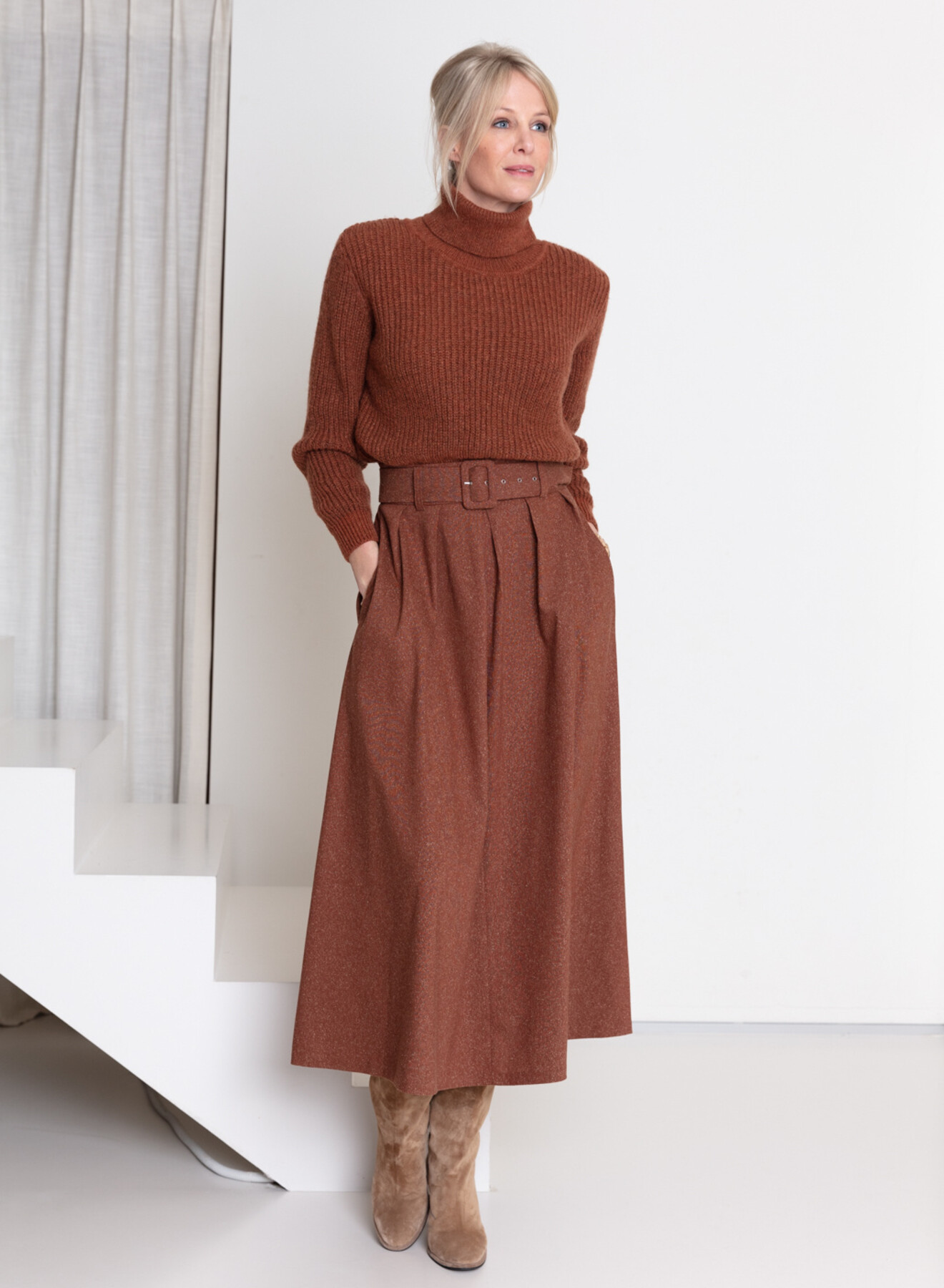 Roxy taillerok met riem roest