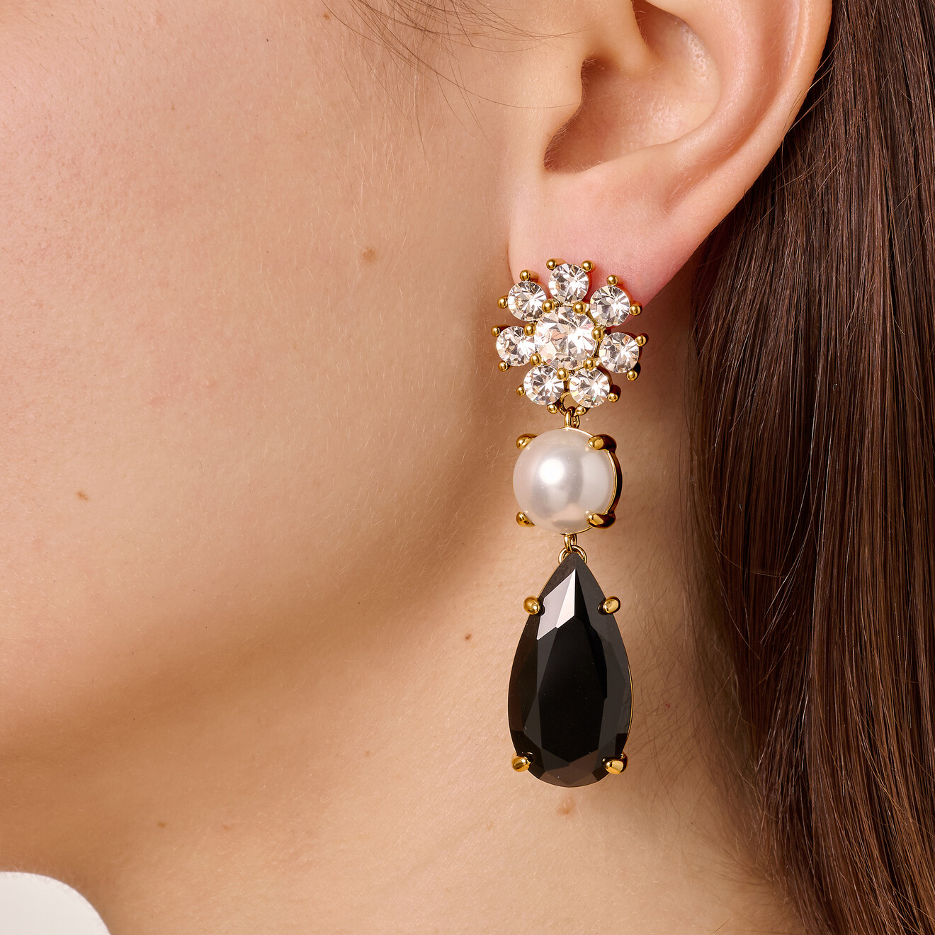 Misia oorbellen goud zwart kristal