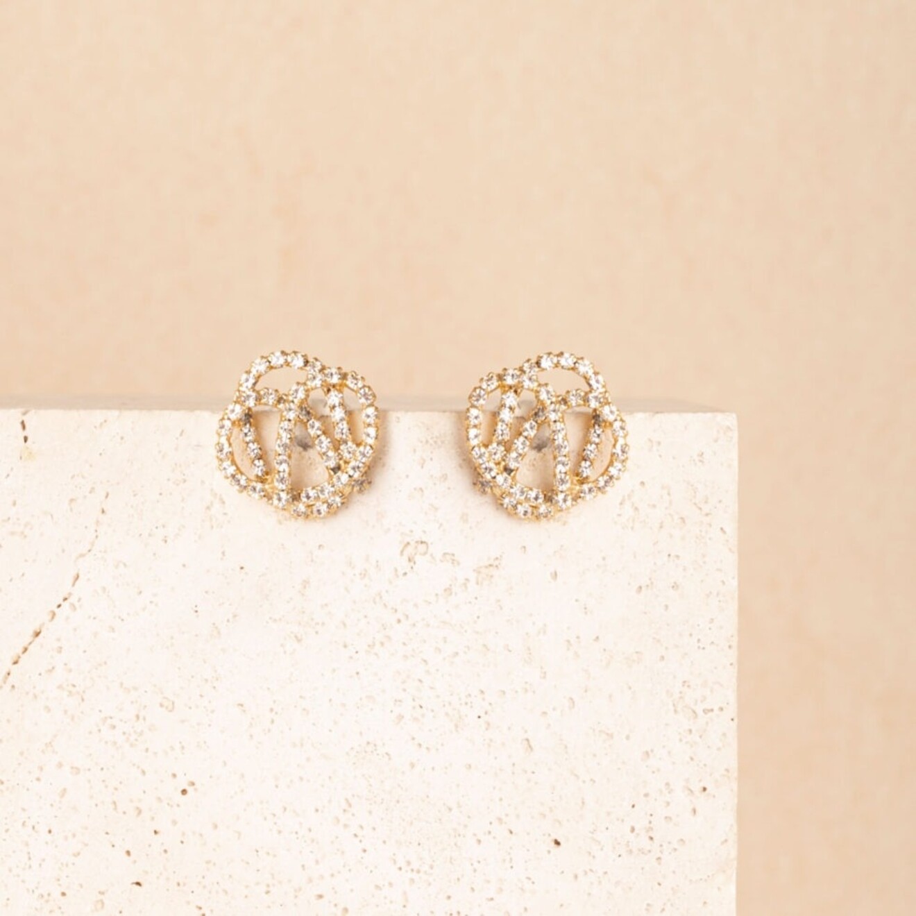 Amore stud oorbellen goud strass