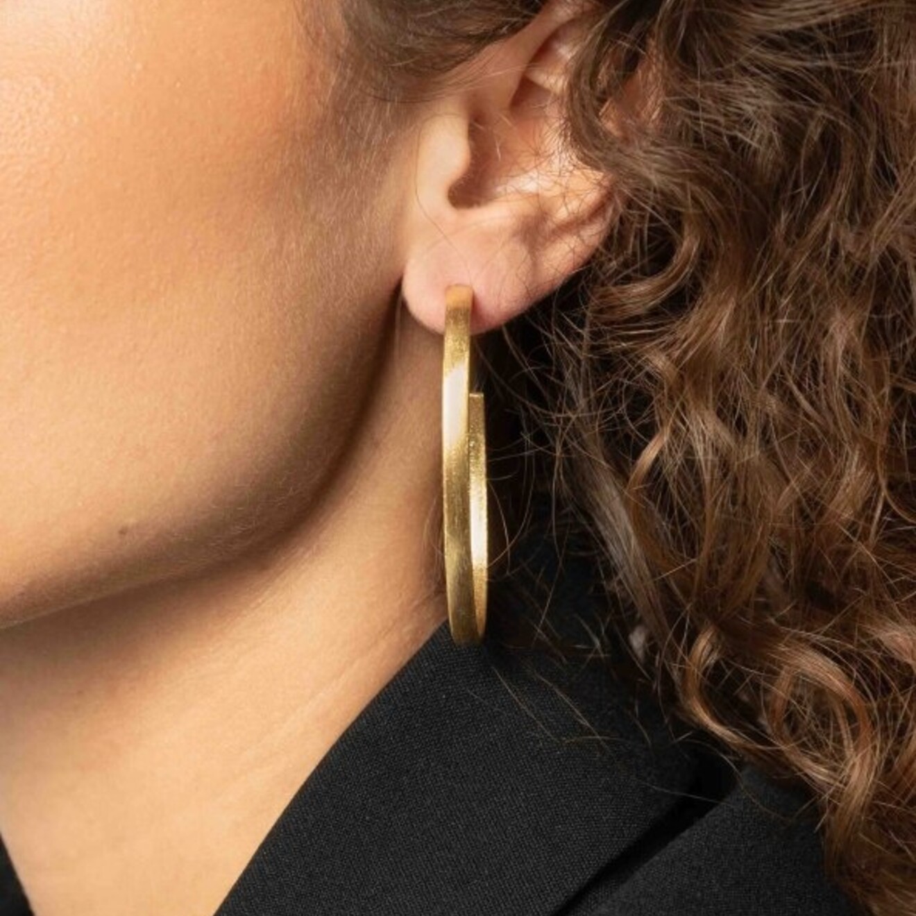 Classic Oorbellen Creole Oval Brushed