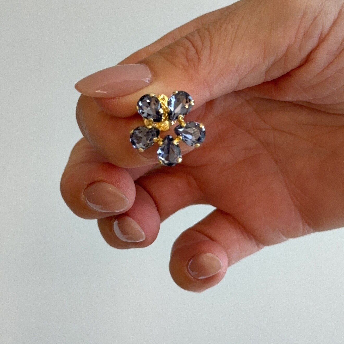 Selina bloem stud oorbellen blauw