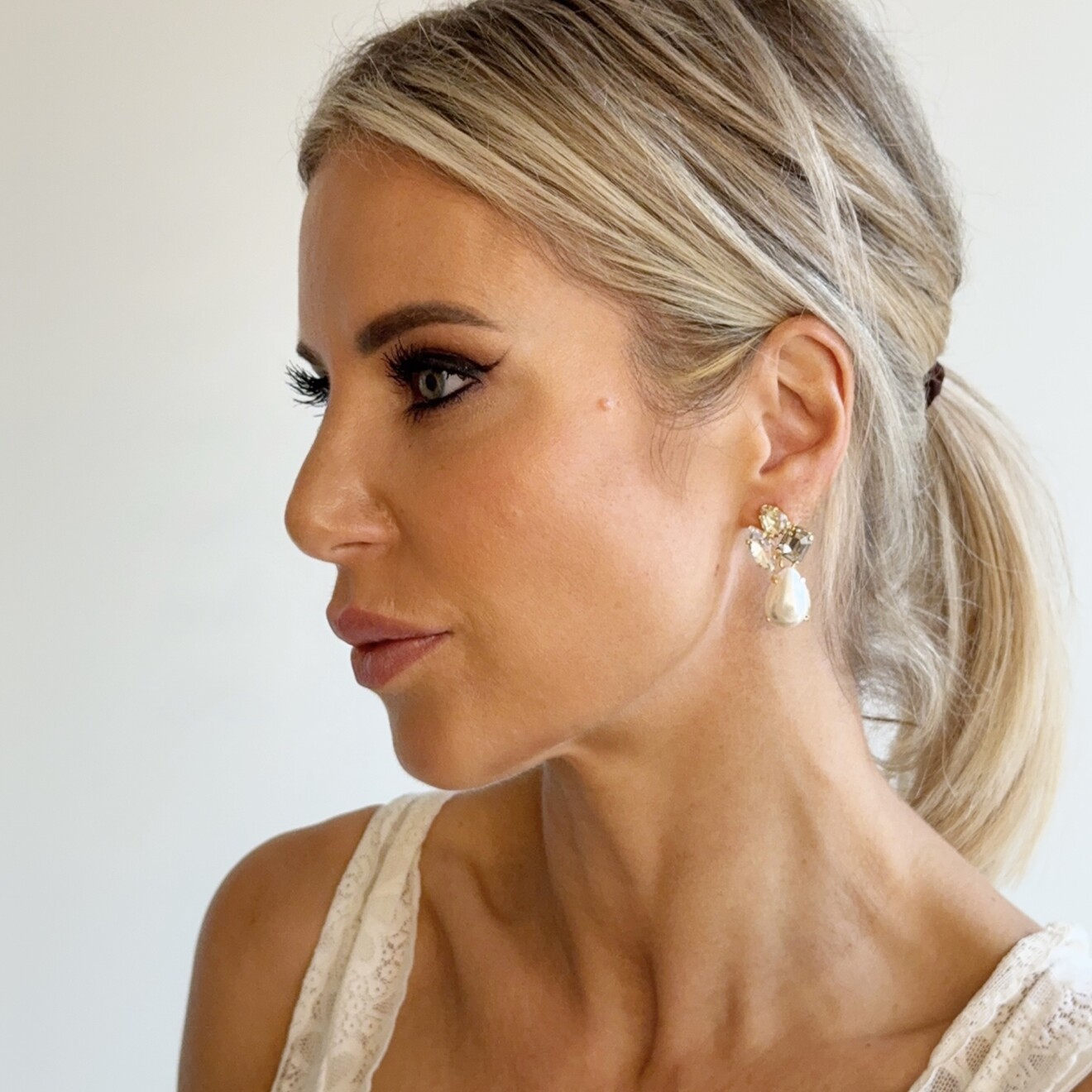 Nele parel oorbellen kristal mix