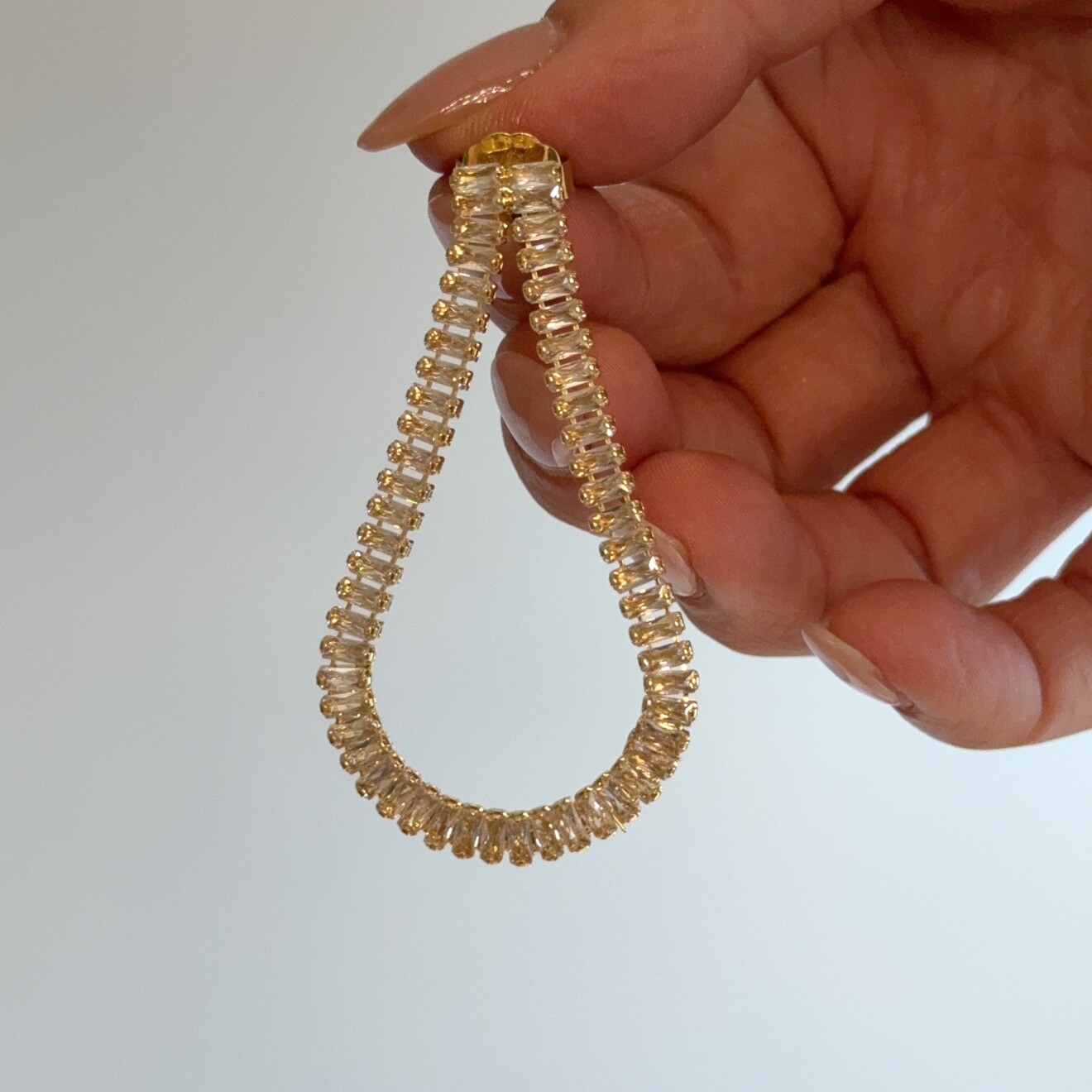 Valesca oorbellen kristal goud