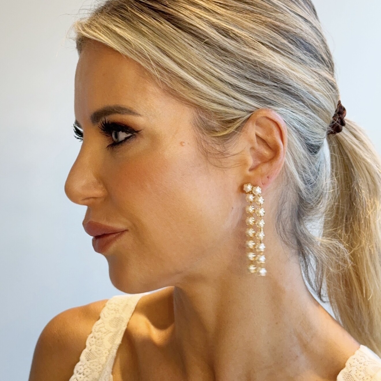 Maren fijne pareloorbellen dubbel goud