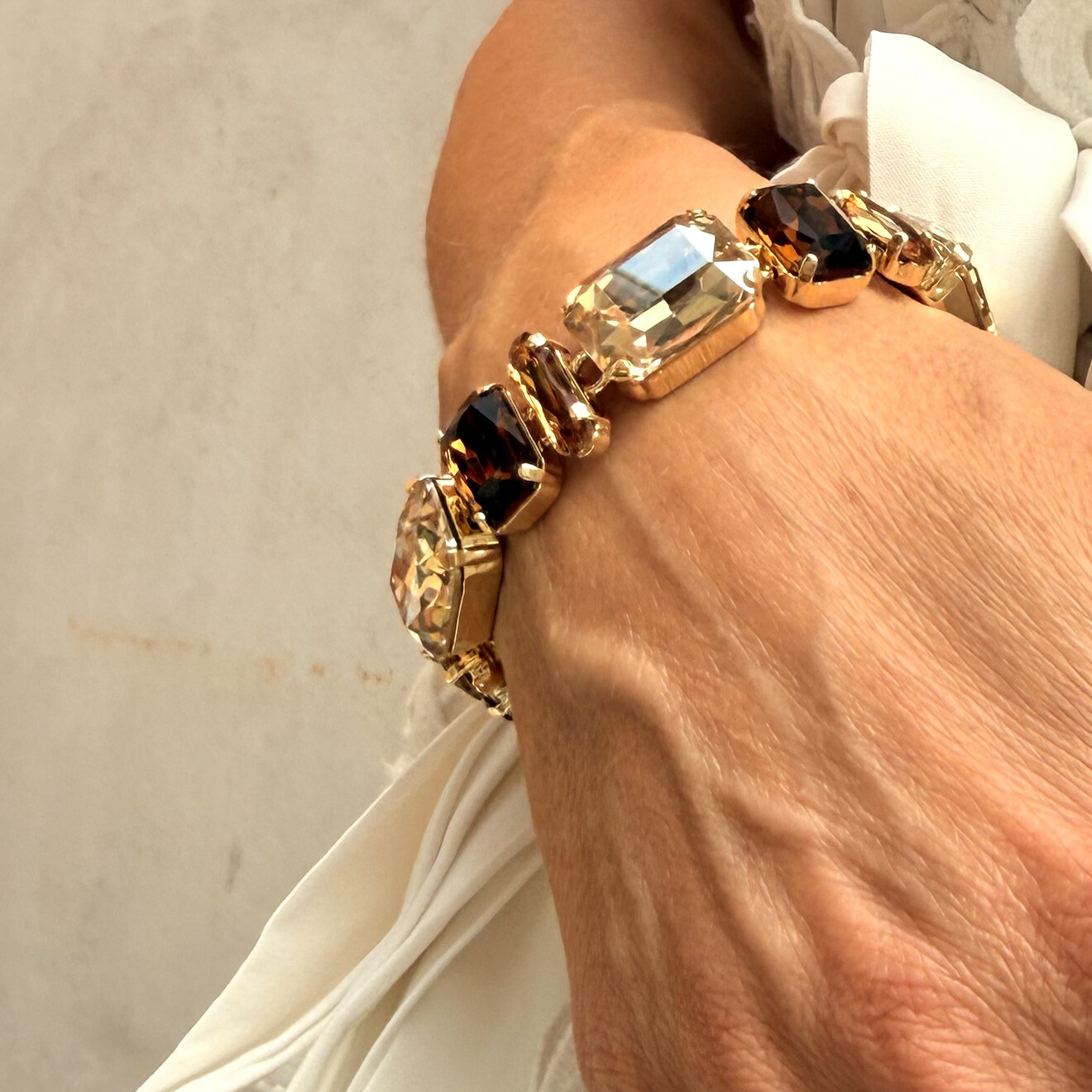 Lies bruin mix Swarovski armband goud