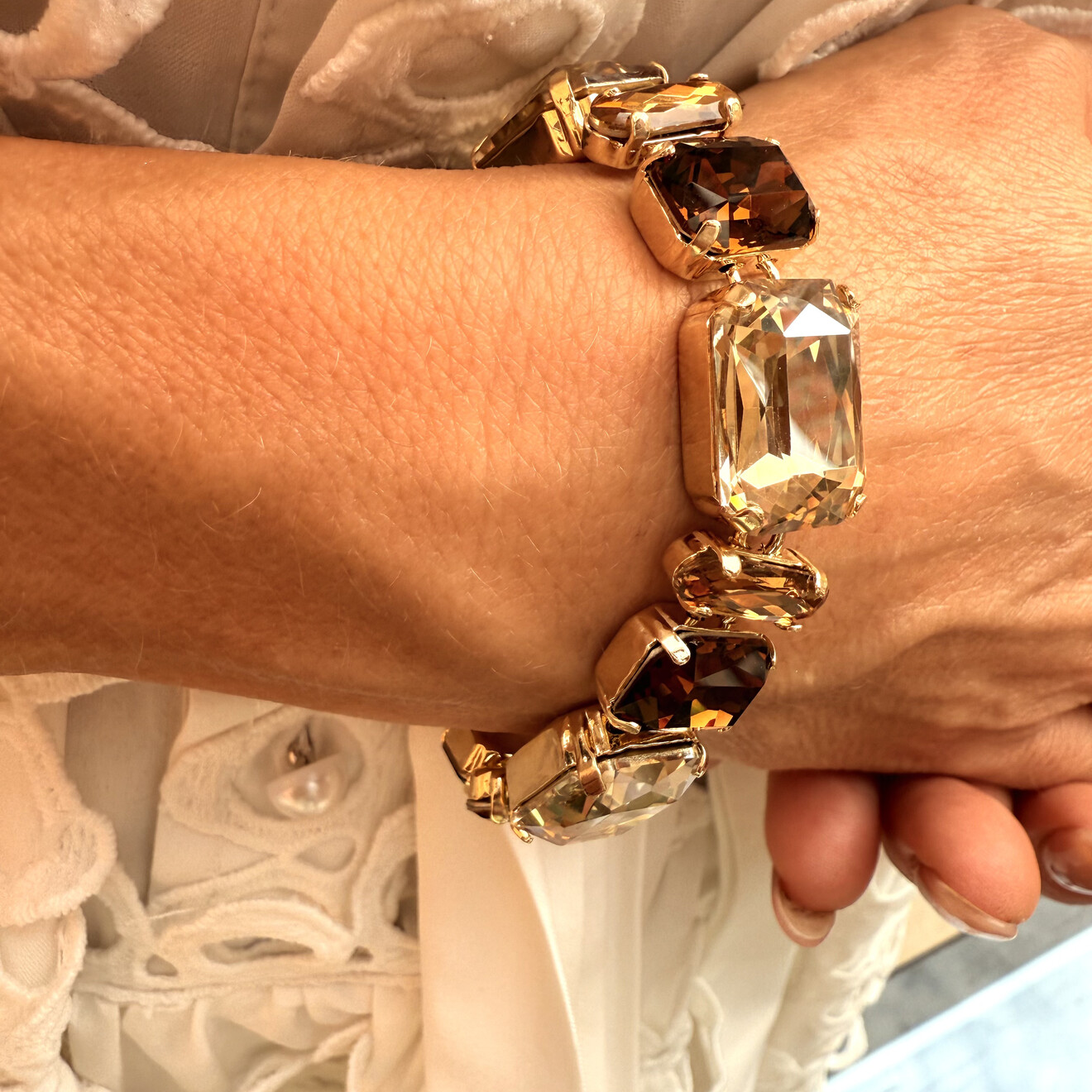 Lies bruin mix Swarovski armband goud