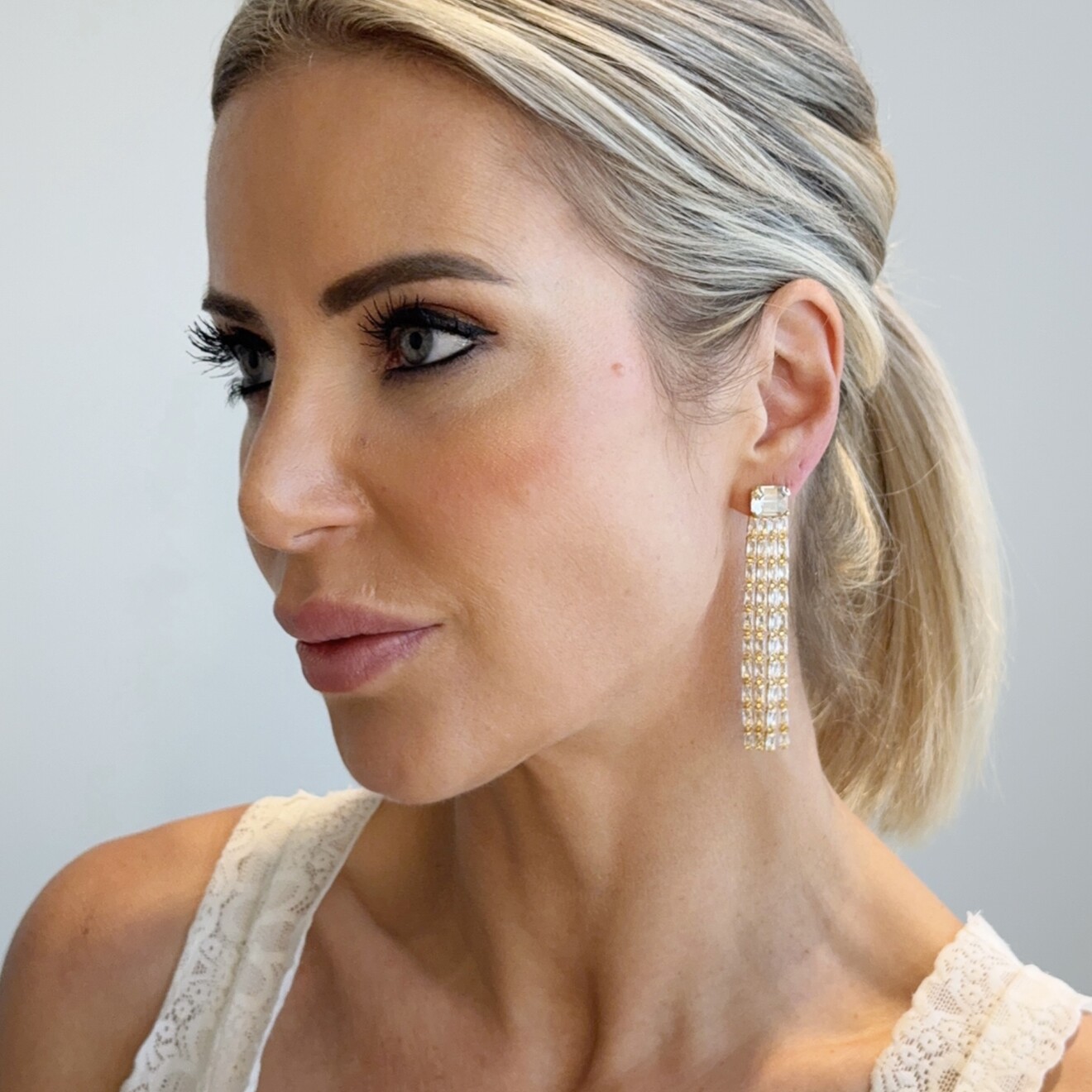 Katya waterval oorbellen champagne kristal