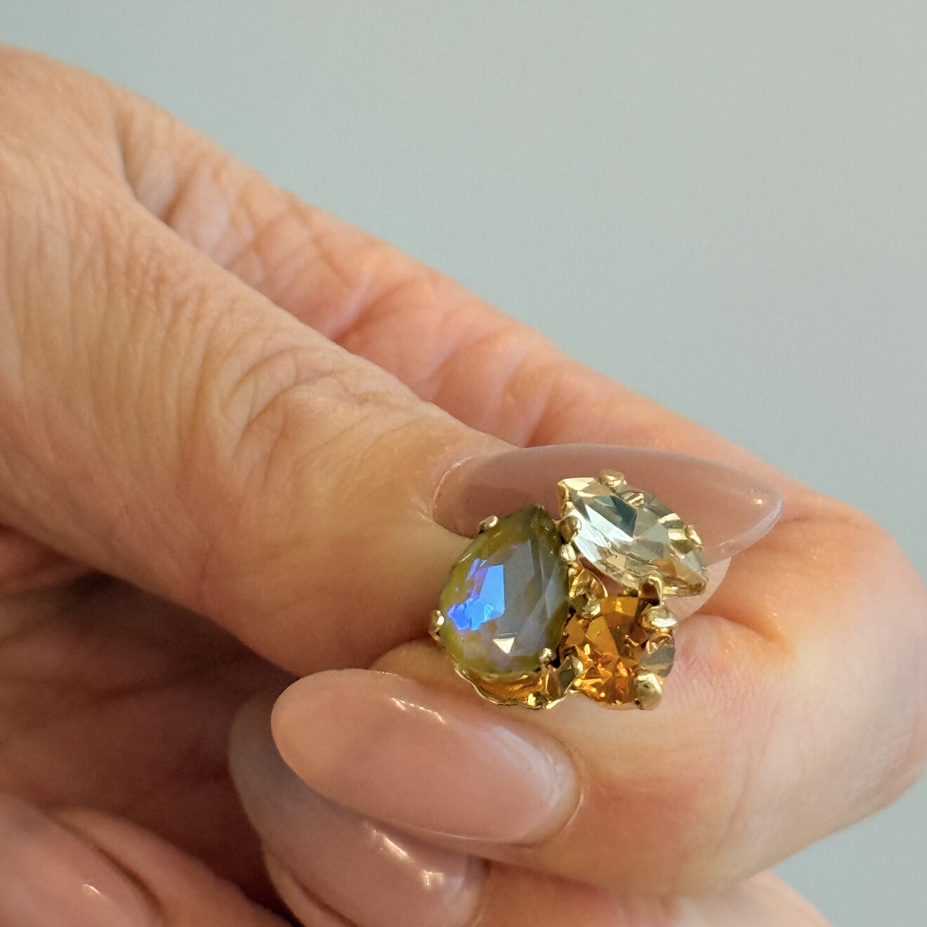 Ariël mini stud oorbellen lila wintermix