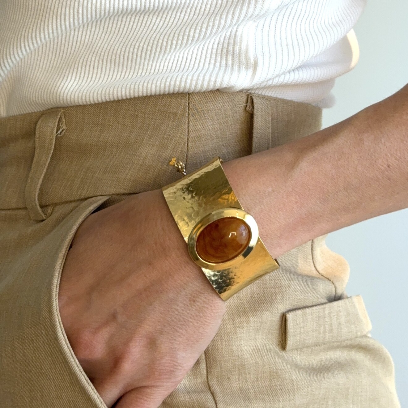 Marley vintage bangle goud rode steen