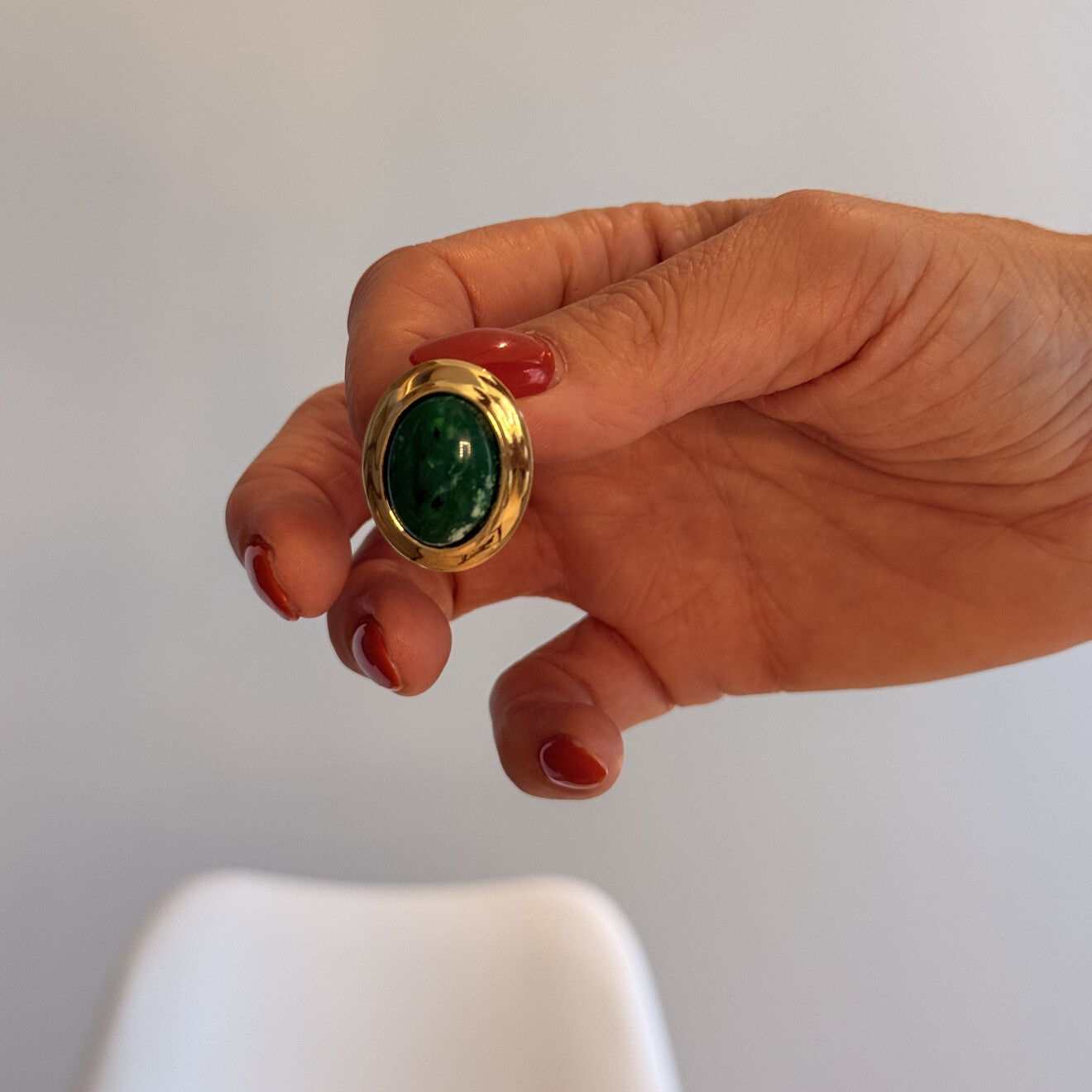 Marley medium stud oorbel goud groen
