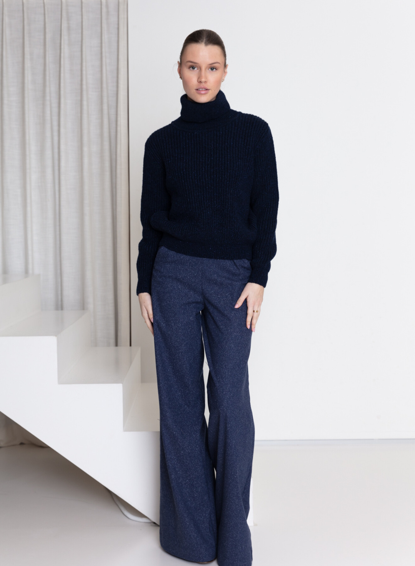 Luta losse broek met rekker achteraan navy