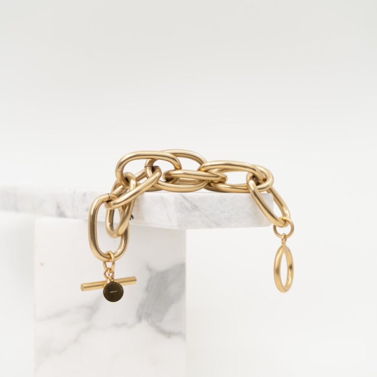 Cobalt statement armband goud