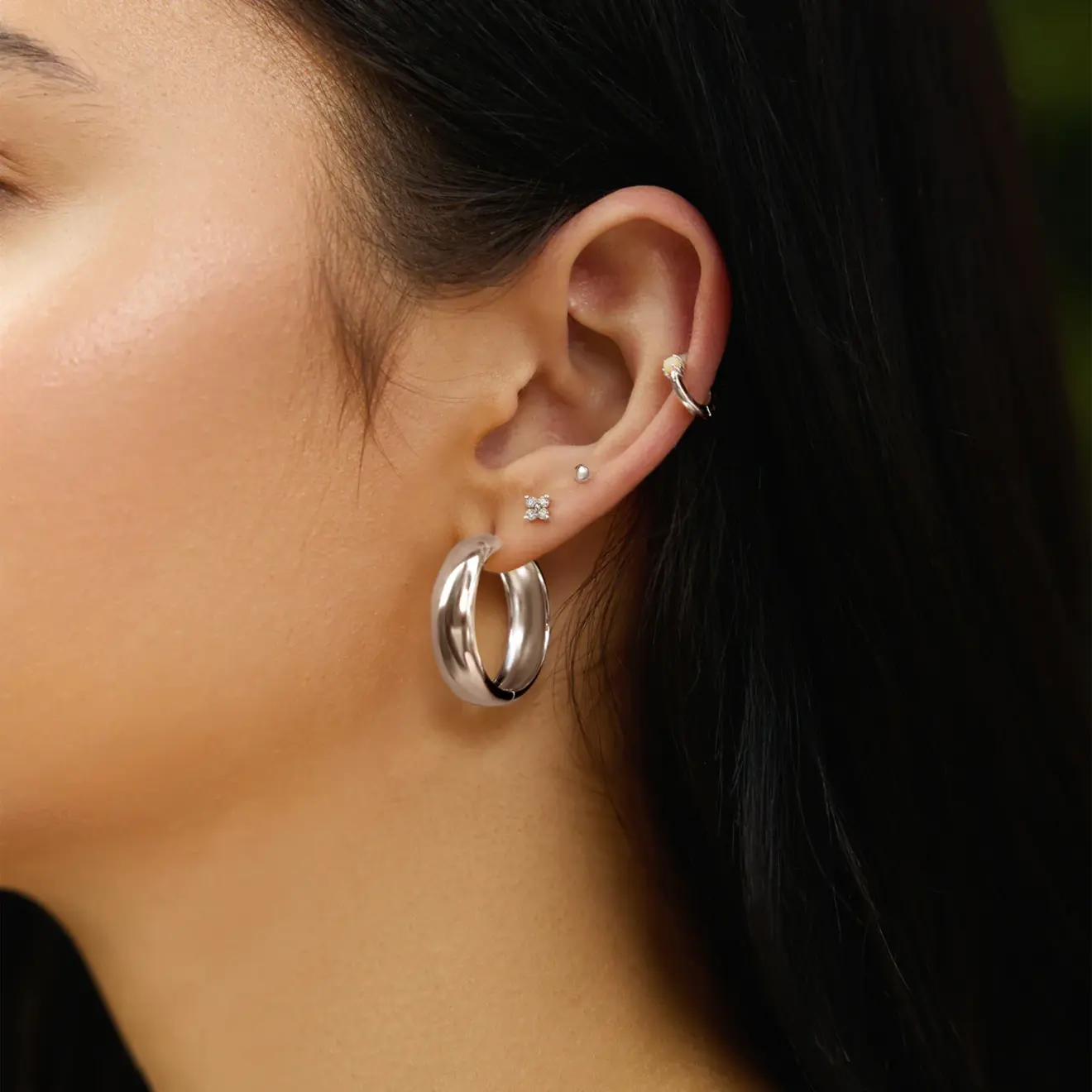 Chubby large huggie hoop oorbellen zilver