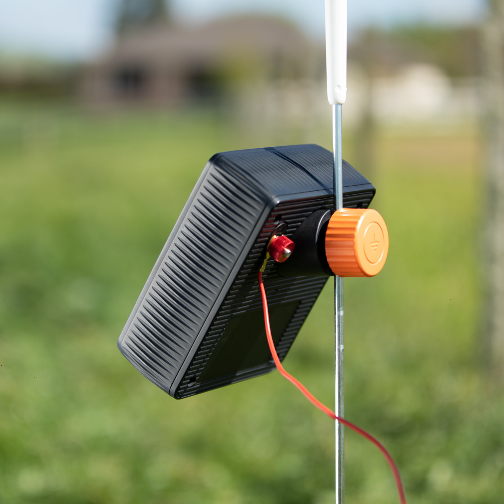 Gallagher Gallagher électrificateur solaire avec batterie Lithium S6 (3.2 V - 6 Ah)