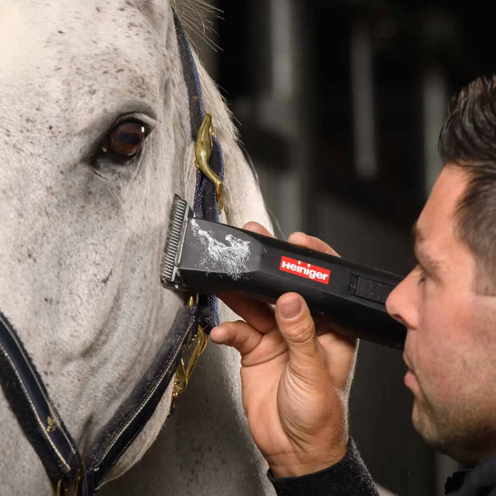 Heiniger Tondeuse pour chevaux Heiniger Saphir Horse - 2 batteries